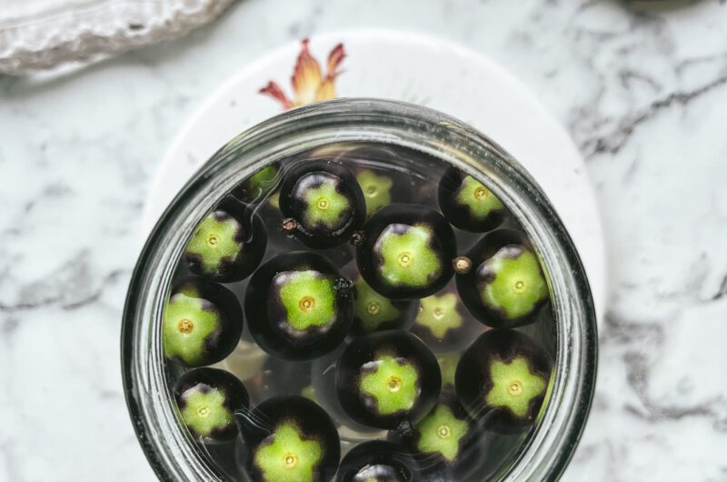 Fermented black tomatoes