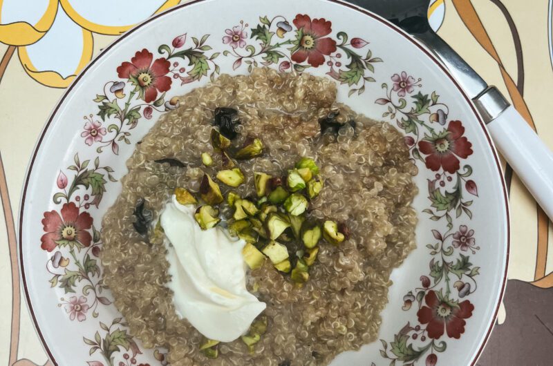 Coconut-quinoa porridge 